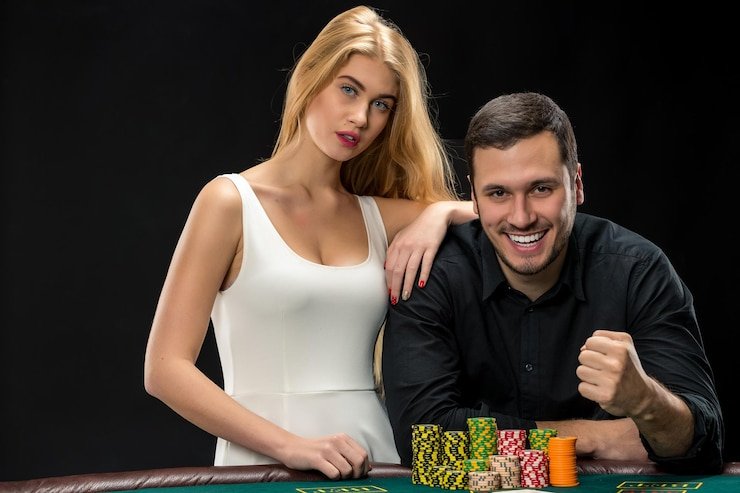 Antarmuka aplikasi mobile sritoto menampilkan meja kasino langsung dan opsi sportsbook